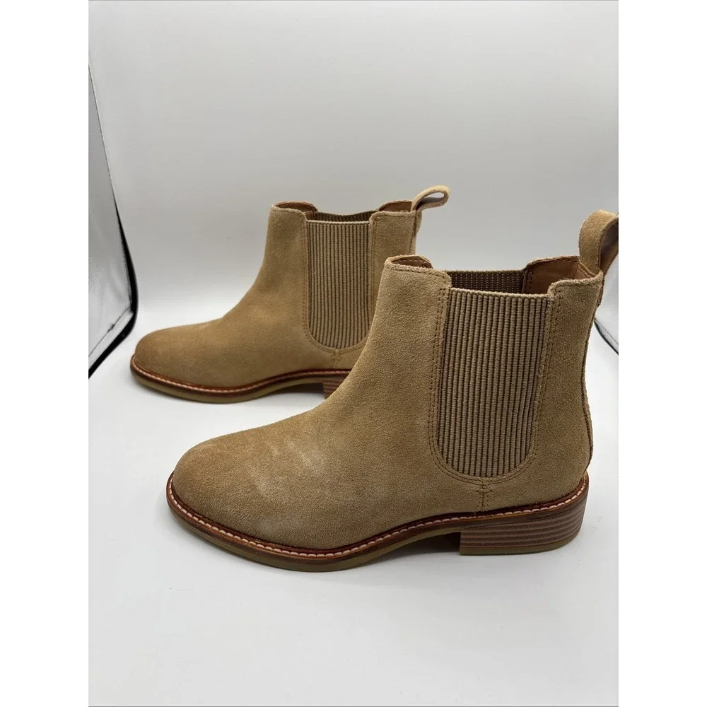 Clarks Women's Cologne Arlo Leather Chelsea Boots Size 7.5‎ M New